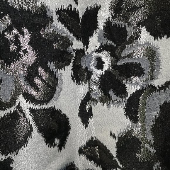 Roman Dress - Picture 3 of 4